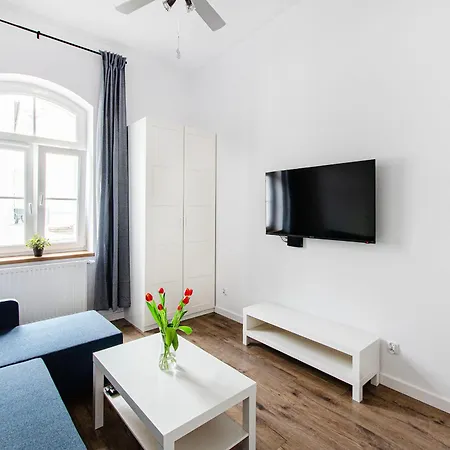 شقة Loft Center Apartments- Parking, Wifi, 24h Check-in