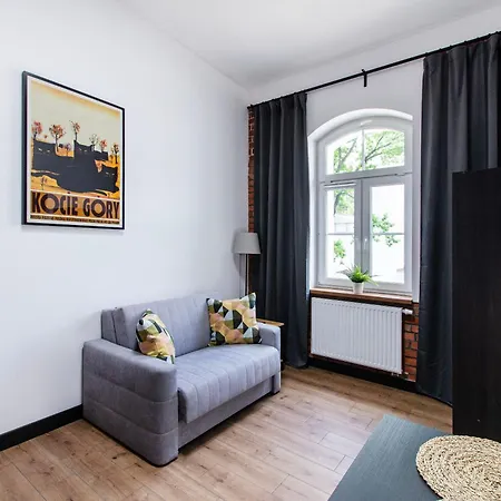 Loft Center Apartments- Parking, Wifi, 24h Check-in شقة