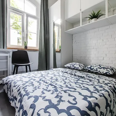 شقة Loft Center Apartments- Parking, Wifi, 24h Check-in *