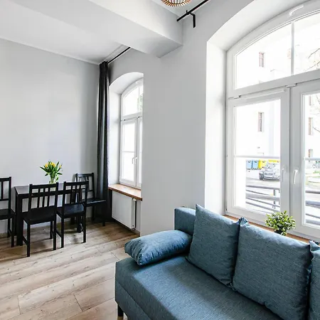 شقة Loft Center Apartments- Parking, Wifi, 24h Check-in *
