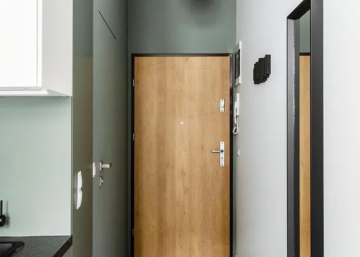 Loft Center Apartments- Parking, Wifi, 24h Check-in Appartement *