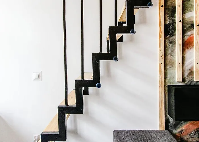 Loft Center Apartments- Parking, Wifi, 24h Check-in Appartement