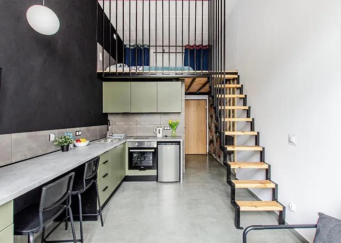 Loft Center Apartments- Parking, Wifi, 24h Check-in Appartement