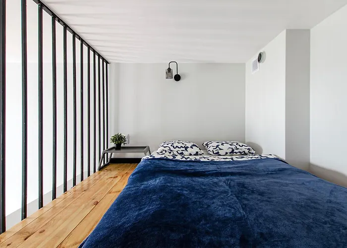 Loft Center Apartments- Parking, Wifi, 24h Check-in Wrocław