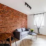 Loft Center Apartments- Parking, Wifi, 24h Check-in Apartament