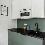 Loft Center Apartments- Parking, Wifi, 24h Check-in * Wrocław