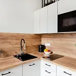 Loft Center Apartments- Parking, Wifi, 24h Check-in Apartament *