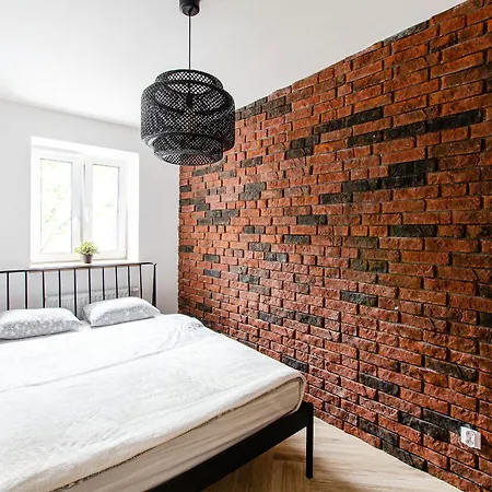 Loft Center Apartments- Parking, Wifi, 24h Check-in Wroclaw