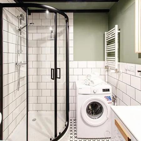 Loft Center Apartments- Parking, Wifi, 24h Check-in Apartment Wroclaw