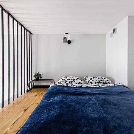 Loft Center Apartments- Parking, Wifi, 24h Check-in Wroclaw