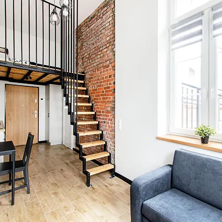 Loft Center Apartments- Parking, Wifi, 24h Check-in * Вроцлав