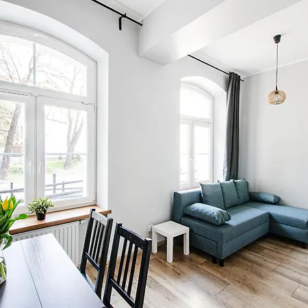 Loft Center Apartments- Parking, Wifi, 24h Check-in Apartment *