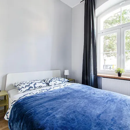 Loft Center Apartments- Parking, Wifi, 24h Check-in Apartment Wroclaw