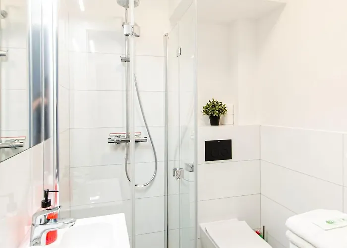 Apartment Loft Center Apartments- Parking, Wifi, 24h Check-in *