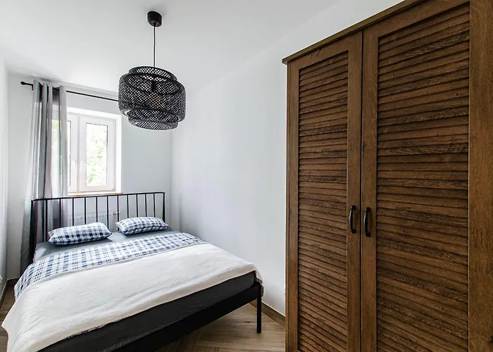 Loft Center Apartments- Parking, Wifi, 24h Check-in * Wroclaw