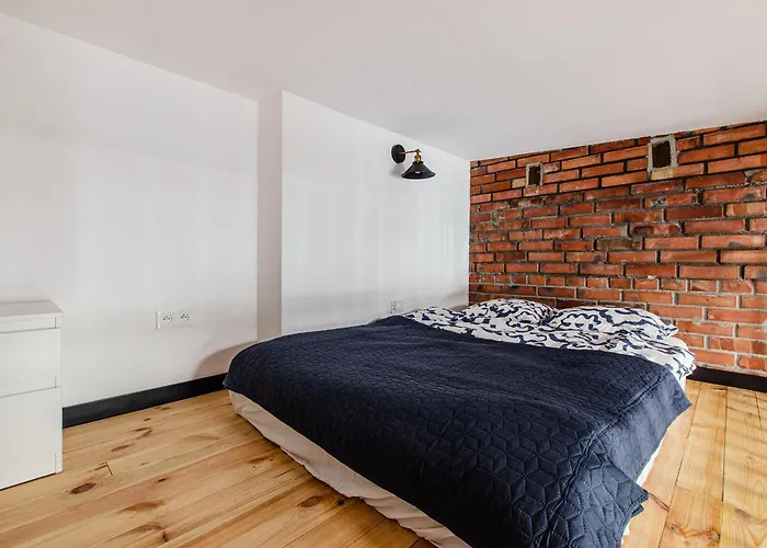 Loft Center Apartments- Parking, Wifi, 24h Check-in * Wroclaw