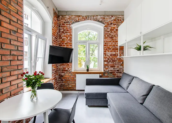 Loft Center Apartments- Parking, Wifi, 24h Check-in * Wroclaw