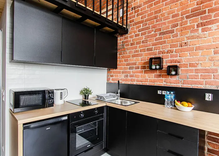 Loft Center Apartments- Parking, Wifi, 24h Check-in *