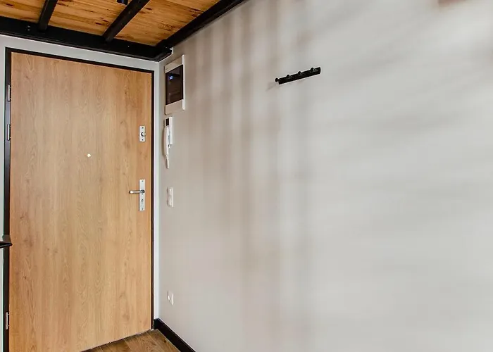 Apartment Loft Center Apartments- Parking, Wifi, 24h Check-in