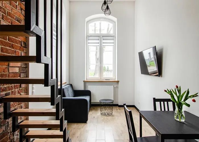 Loft Center Apartments- Parking, Wifi, 24h Check-in * Wroclaw